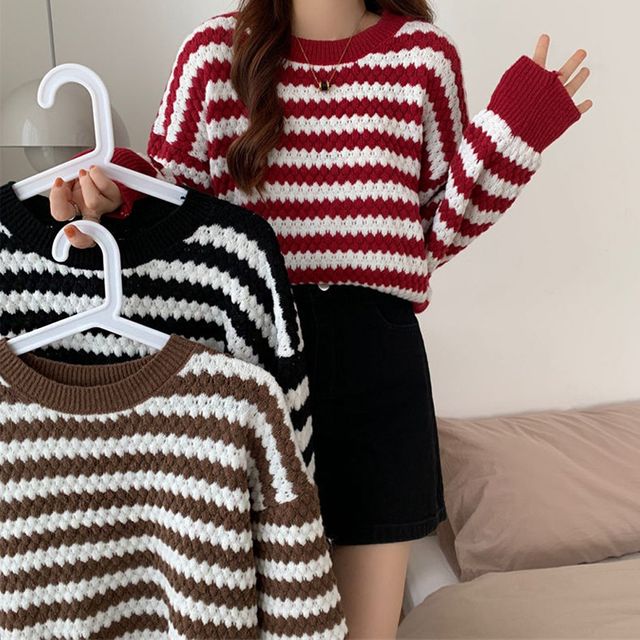 여성 지그재그 니트티 URK-057