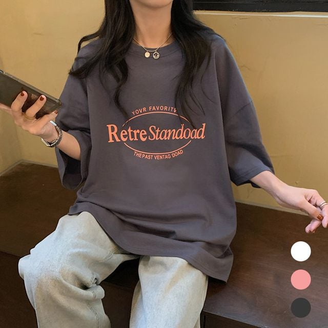 여성 오버핏 스타일 영문 레터링 반팔 티셔츠 URK-1007412