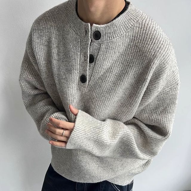 남성 라운드넥 버튼 니트 OSM-1005791