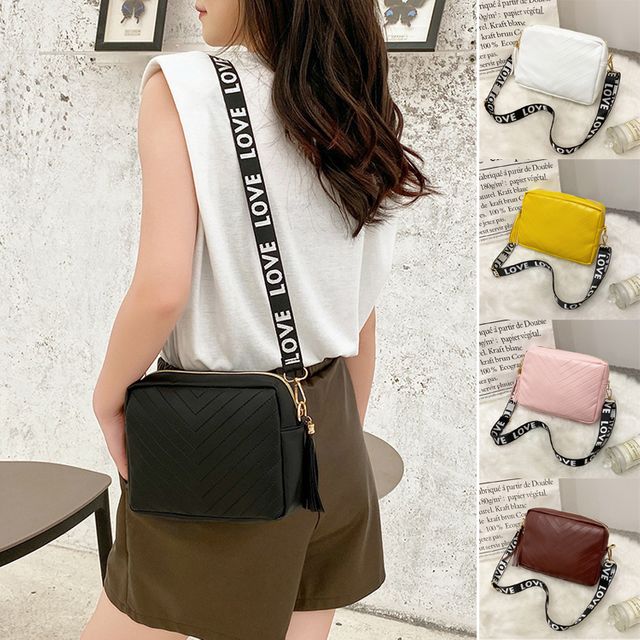 LOVE 스트랩 크로스백 ELG-061