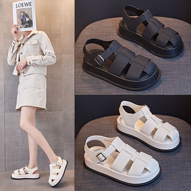 키높이 여성 슬리퍼 샌들 4cm 발편한 여자 비치 슈즈