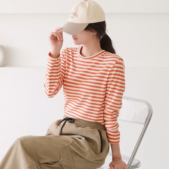 멘잘로 자가드 기모 라운드 티셔츠 SD-1003660