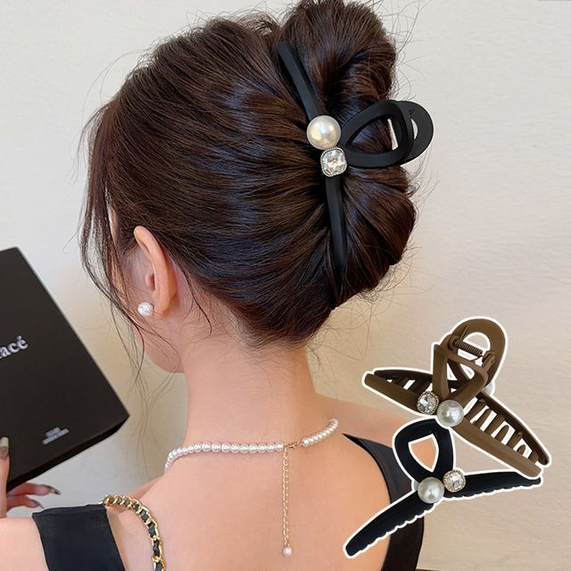 반묶음 올림머리 매트 진주 큐빅 헤어 집게핀 URK-384