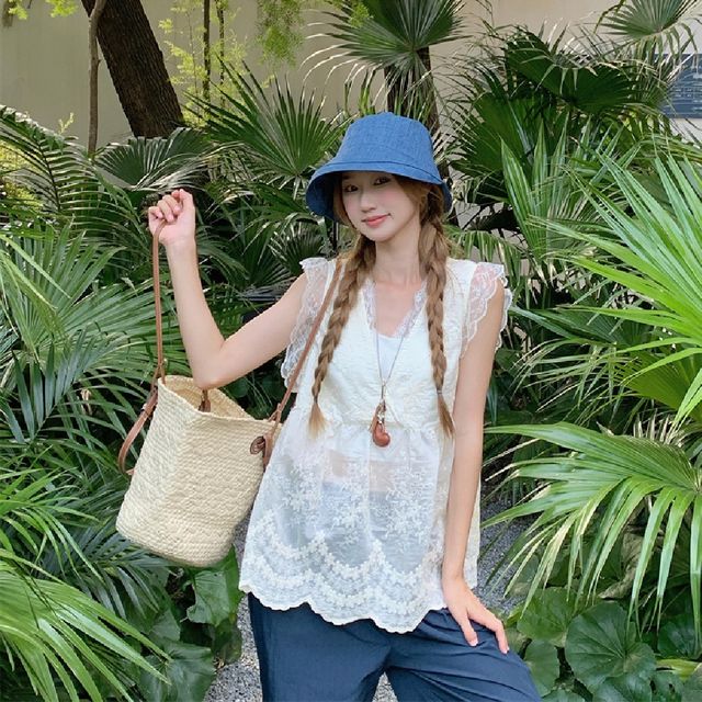 민소매 레이스 자수 레이어드 블라우스 LL-1002596