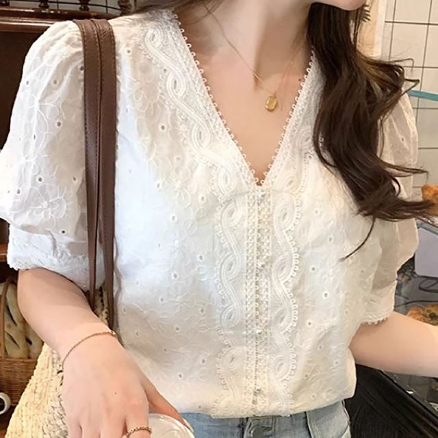 브이넥 물결 레이스 퍼프소매 화이트 반팔블라우스 NF-58