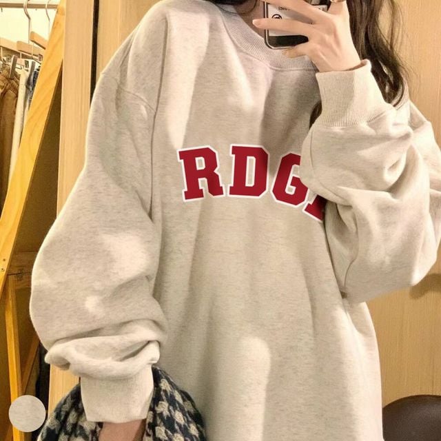 넉넉한 오버핏 영문 레터링 얇은 긴팔티 URD-239