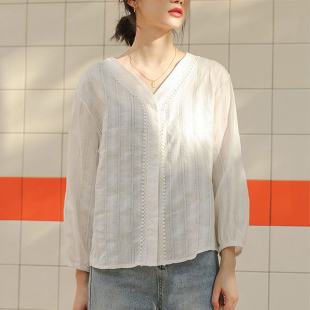 브이넥 펀칭 세로줄 블라우스 LM-0683