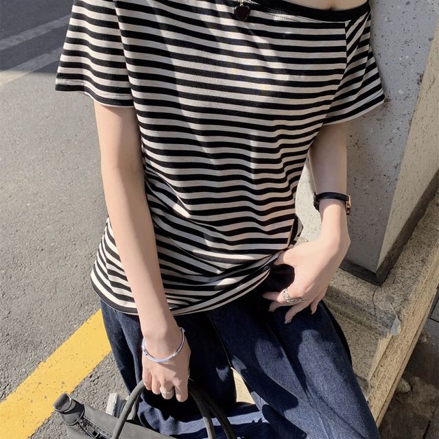 보더 오프숄더 티셔츠 SNY-0035