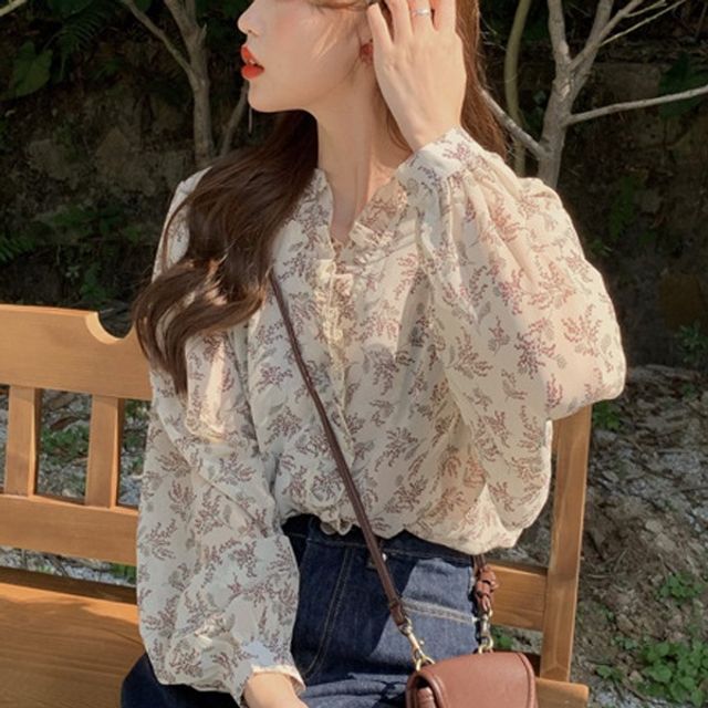 레이스 포인트 플라워 블라우스 프릴 쉬폰 블라우스