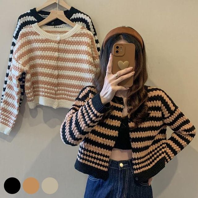살짝 크롭 기장 예쁜 배색 스트라이프 가디건 URD-248
