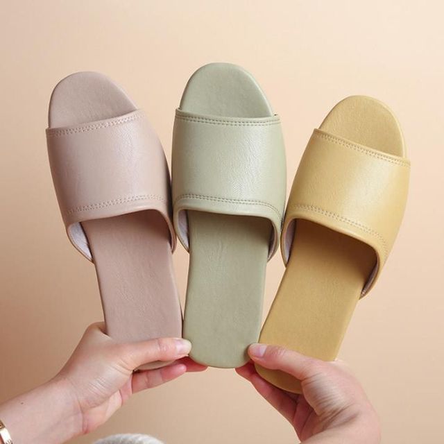 고급 가죽 실내 슬리퍼 거실화 하우스화 편안한 착용감