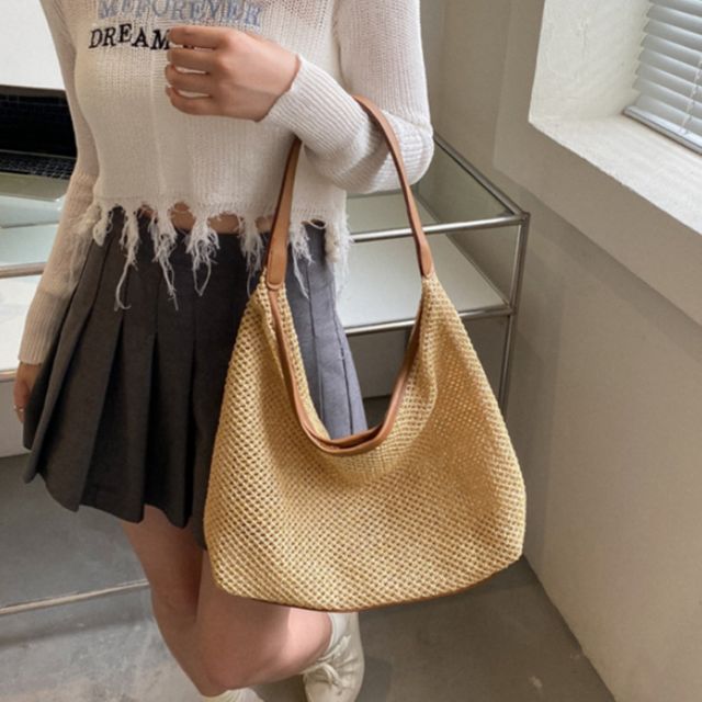 썸머 라탄 레더 포인트 숄더백 JSC-1002225