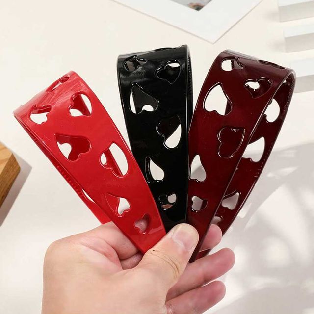 하트 패턴 커팅 와이드 헤어밴드 RNR-1003420