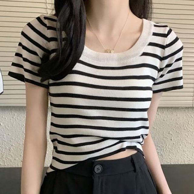 U넥 세미크롭 골지 스트라이프 반팔니트티 NF-37