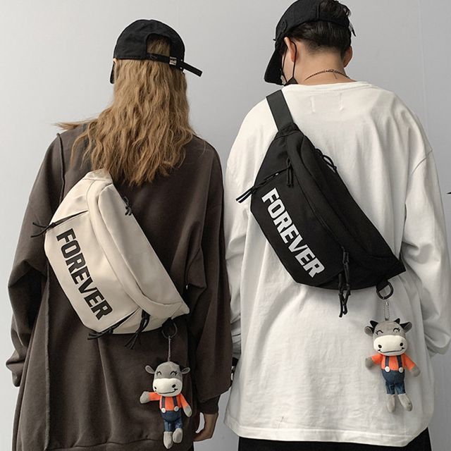 남성 여성 빅 레터링 포에버 크로스백 URK-410