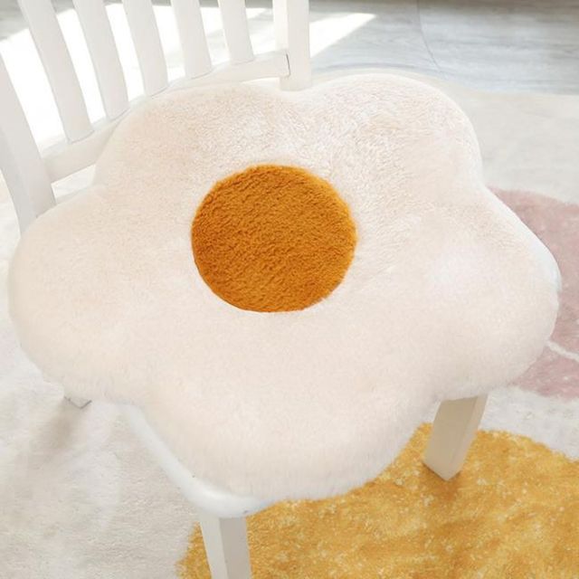 인테리어 꽃방석 쿠션 차량용 의자 등쿠션 카페용 소품