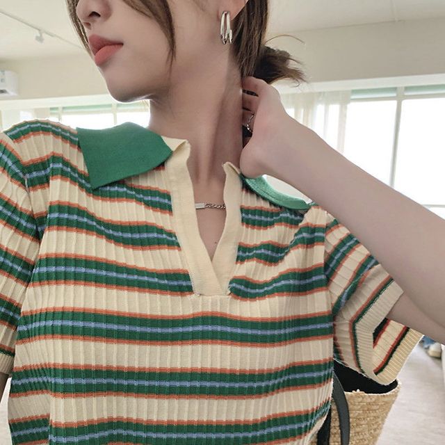배색 스트라이프 크롭 브이넥 카라 니트 MFNC-030026