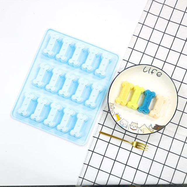 강아지 간식 만들기 실리콘 몰드 15구 반려견 반려모 쿠키만들기 베이킹몰드