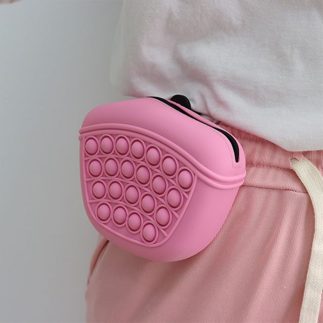 반려동물 클립형 실리콘 간식 휴대 파우치 H-00068