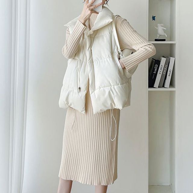 루즈핏 하이넥 패딩조끼 2color DK-1004274