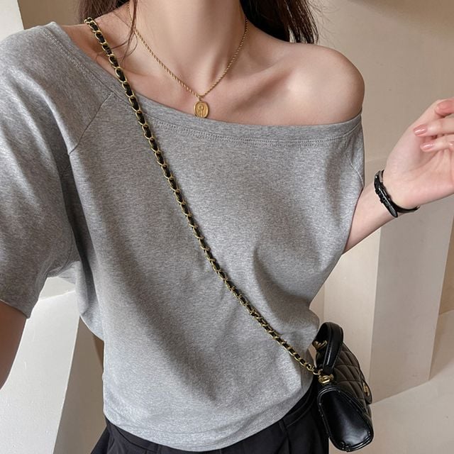 오프숄더 언발 루즈핏 보트넥 반팔 티셔츠 3색 FLS-1007142