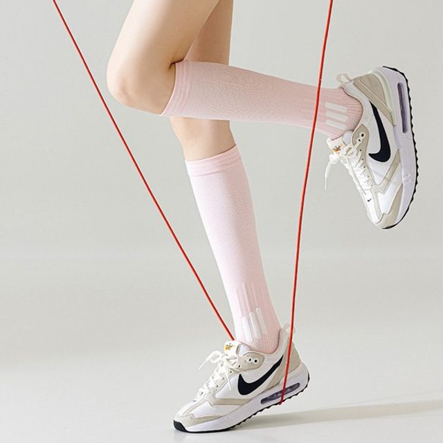 여성용 스포츠 압박 롱 양말 근육 운동용 컬러 삭스