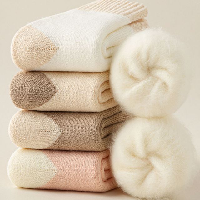 도톰한 털 안감 보온 양말 OSM-1005819