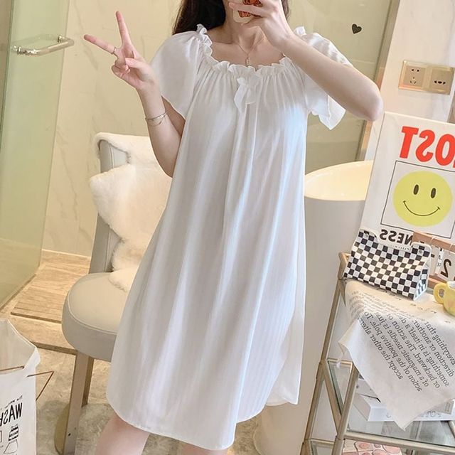 귀여운 리본 주름 원피스 잠옷 루즈핏 홈웨어 실내복