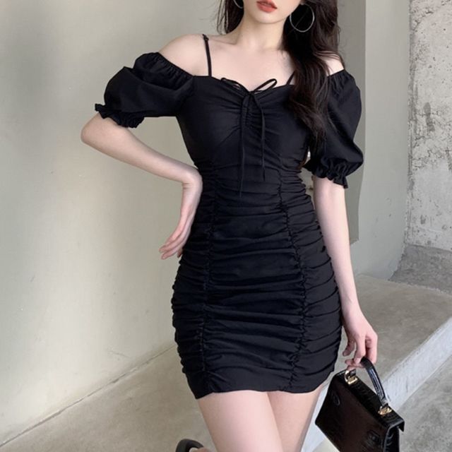 오프숄더 슬림 원피스 여름 주름 H라인 퍼프 드레스