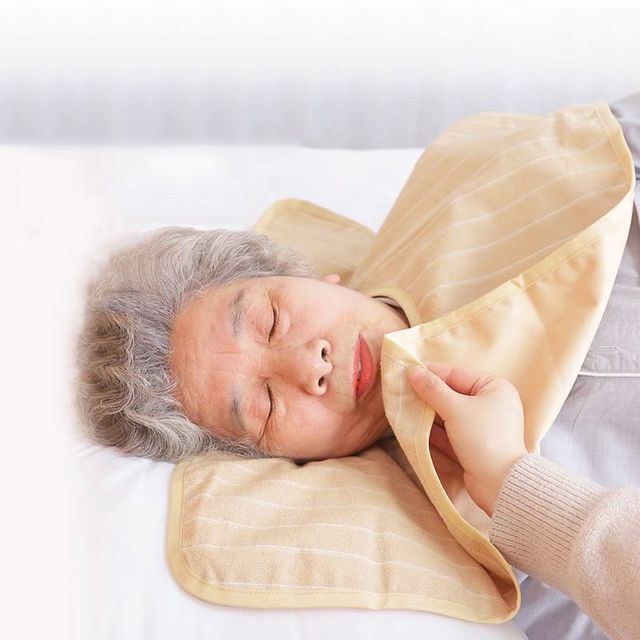 노인 간병 턱받이 침받이 환자 어른신 식사 앞치마