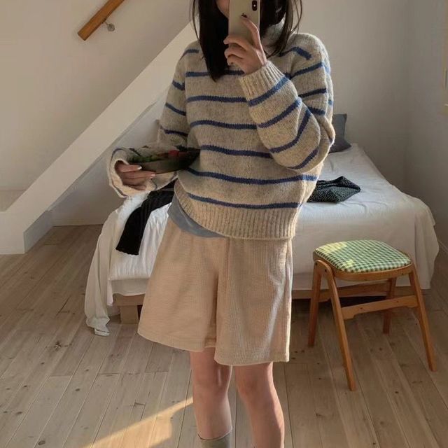 오픈 카라넥 스트라이프 긴팔 니트 MFNC-040147