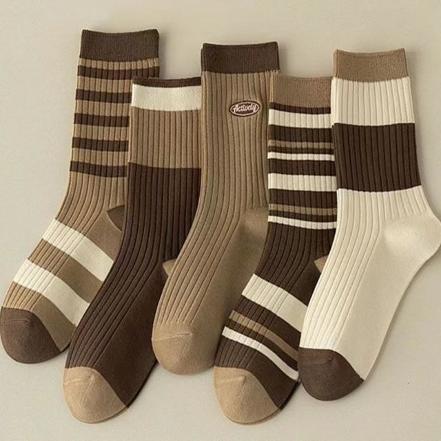 캐주얼 브라운 중목양말 5종세트 UC-0162