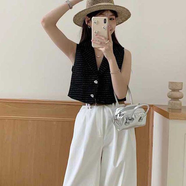 단추 민소매 베스트 TD-1004384