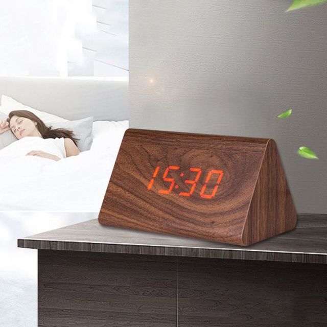 디지털 삼각 온도계 알람 시계 탁상용 디자인