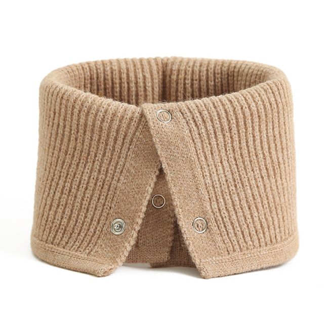 단추형 니트 넥 워머 OSM-1005794