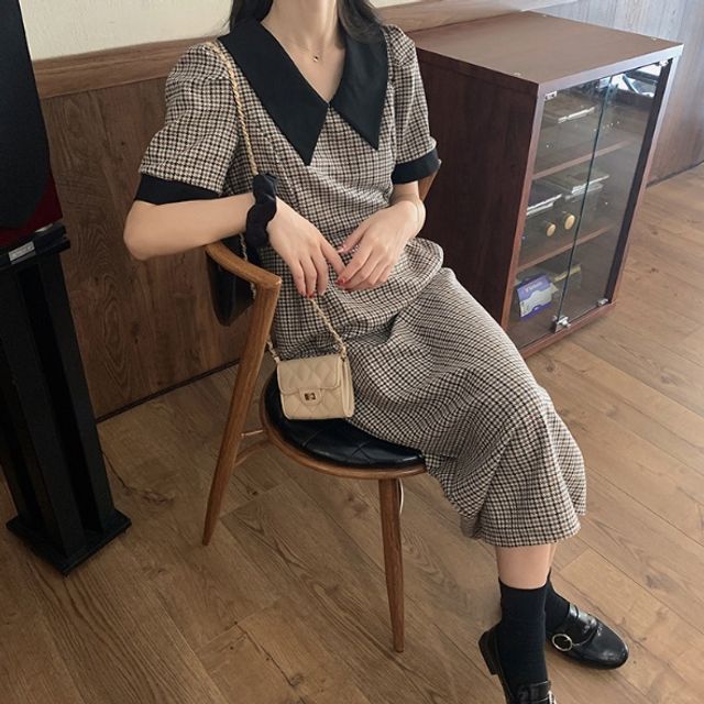 블랙 카라 체크 패턴 핀턱 주름 롱원피스