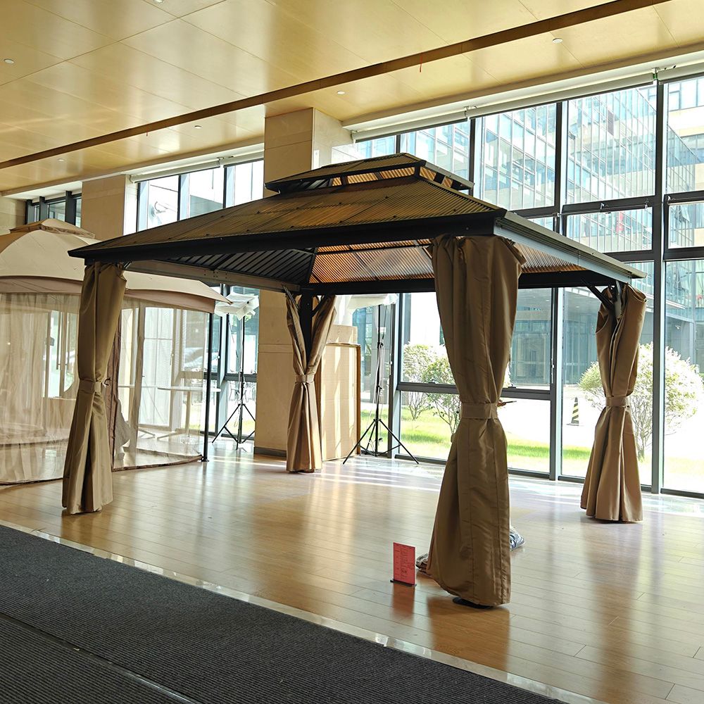 A 300cmx300cm 루프탑 정자