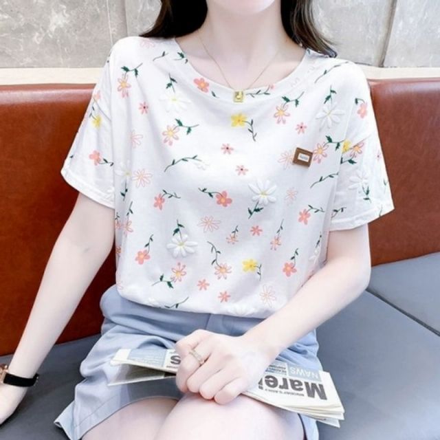 핑크 화이트 입체 기본 플라워 데이 라운드 반팔 티셔