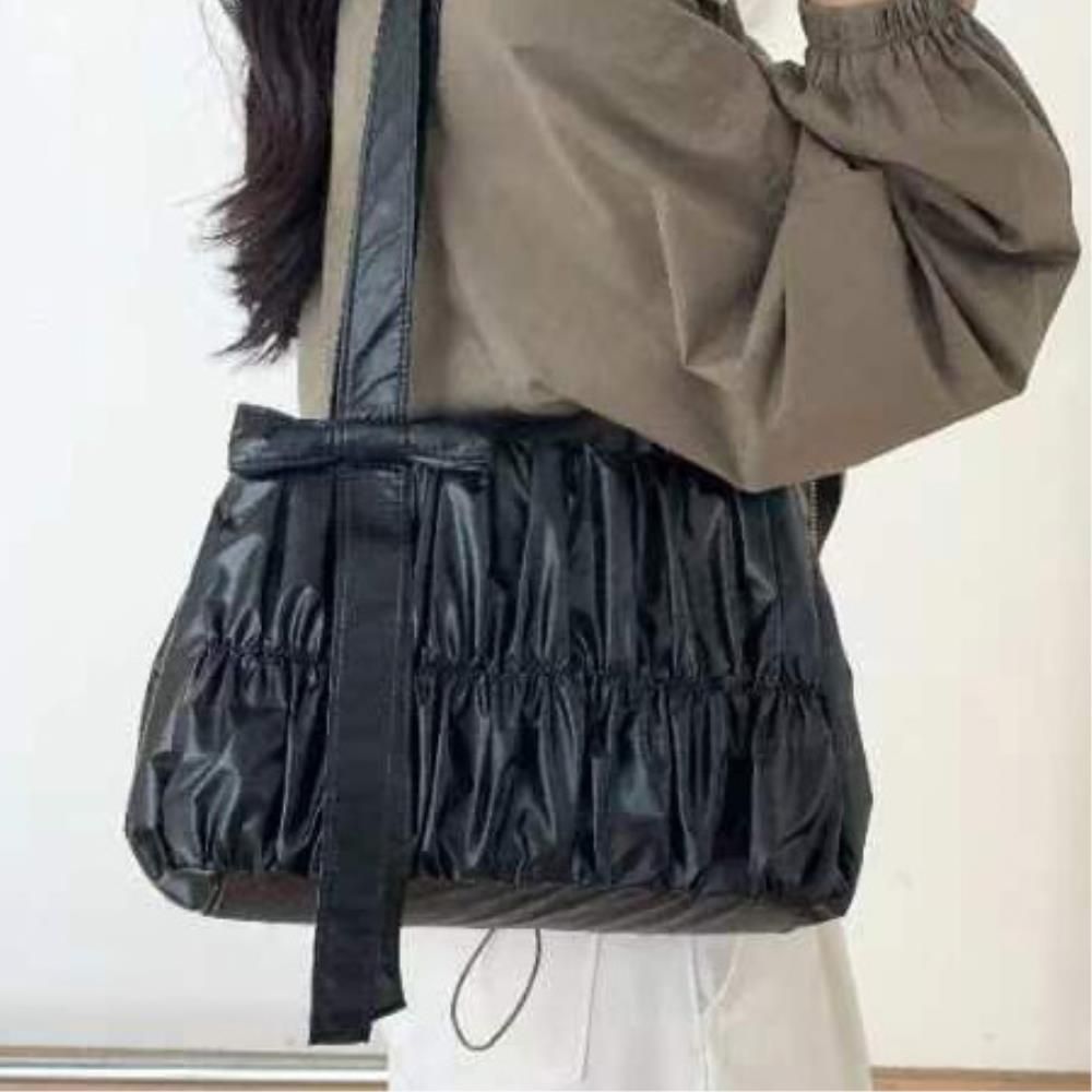 패셔너블한 주름 리본 숄더백 에코백