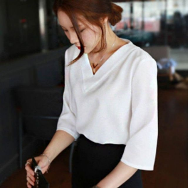 여성 여름 브이넥 기본 외출 데이 패션 깔끔한 7부 블
