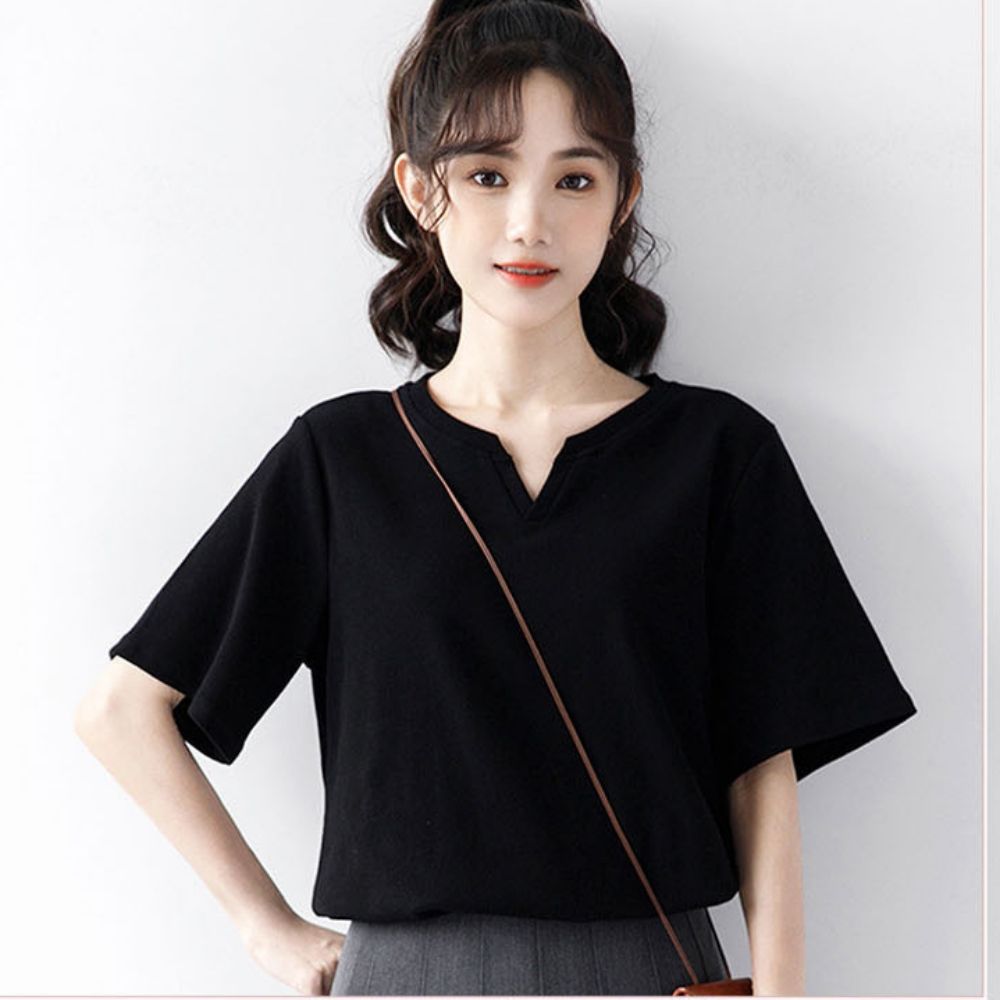 여성 블랙 브이넥 반팔티셔츠 기본 앞트임 여름티셔츠