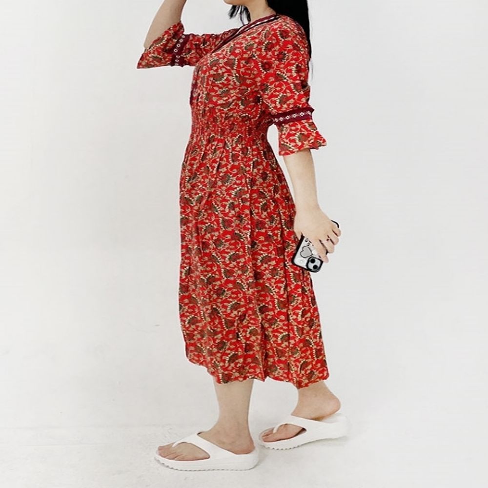 화사한 여자 휴양지 비치 플라워 패턴 반팔원피스