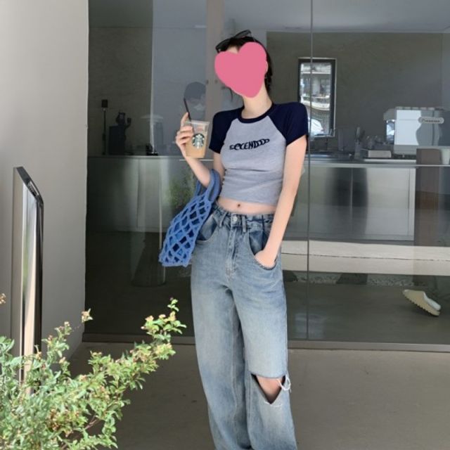 데일리 레터링 오노마 기본 크롭 데이 반팔 티셔츠 가