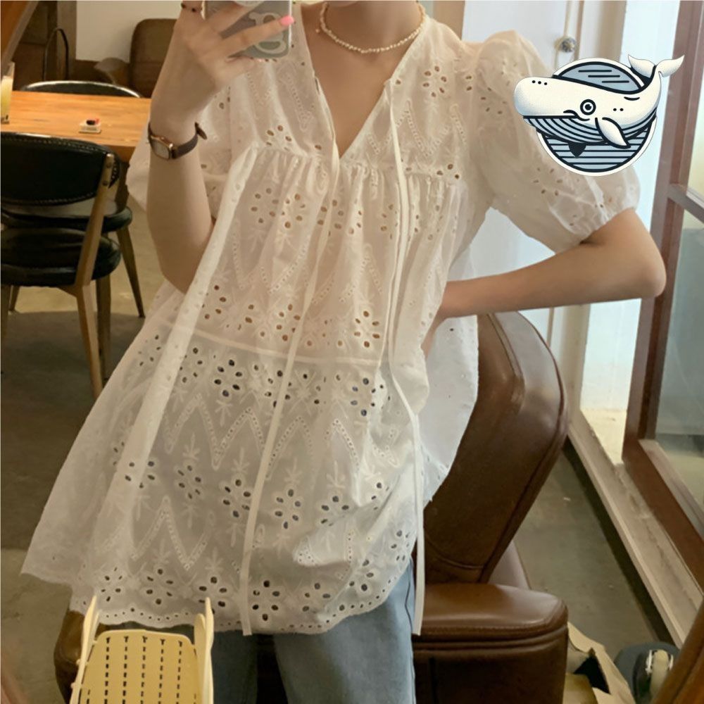 여름 펀칭 루즈핏 반팔 블라우스 브이넥
