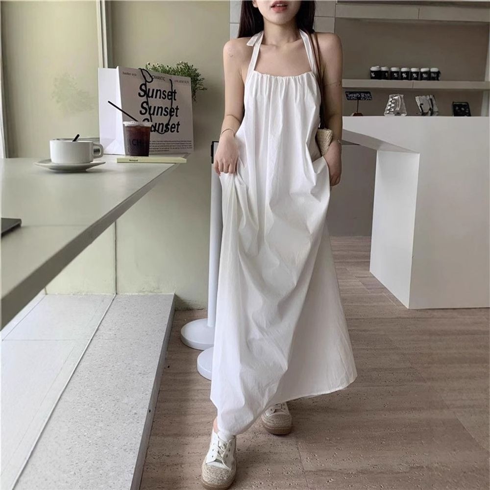 섹쉬한 뒷트임 비치웨어 와이드핏 A라인 여름 원피스
