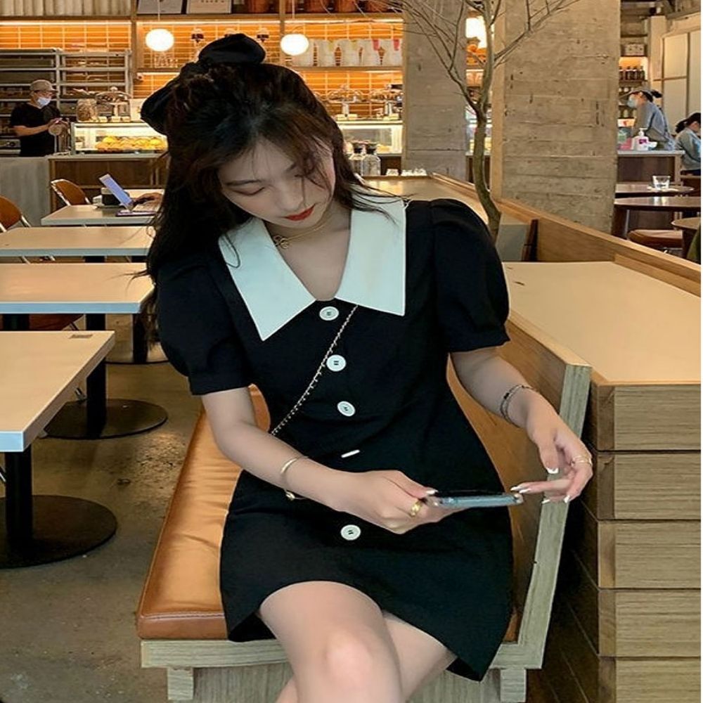 여성 블랙 원피스 카라 33 포인트 단추 배색 미니