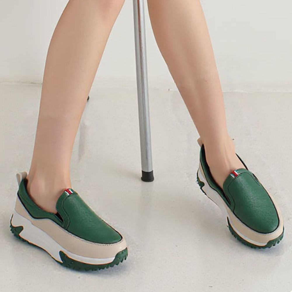 여자 소가죽 키높이 트렌디 슬립온 스니커즈 데일리화