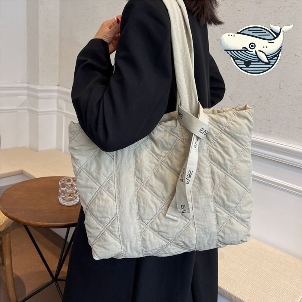 퀼팅 스타일 여성이미지 숄더백 세련된 미니멀