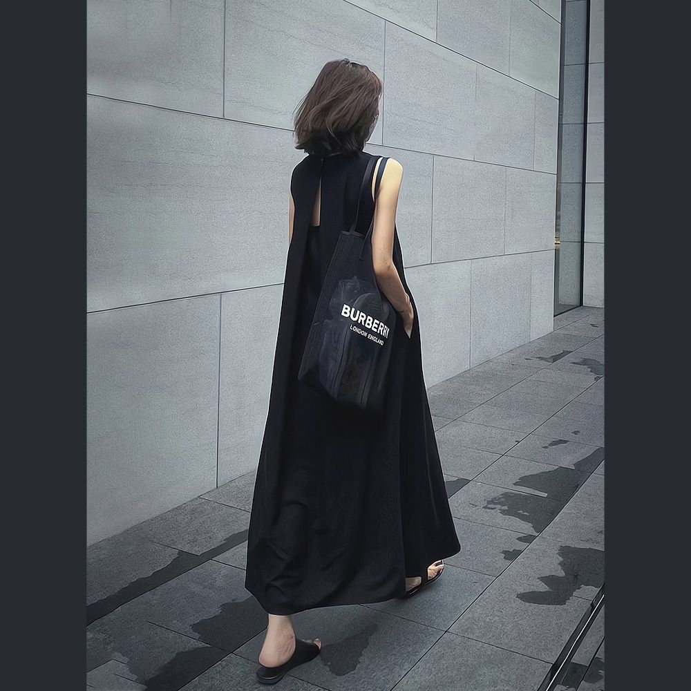 여성 A라인 블랙 드레스 민소매 롱 원피스