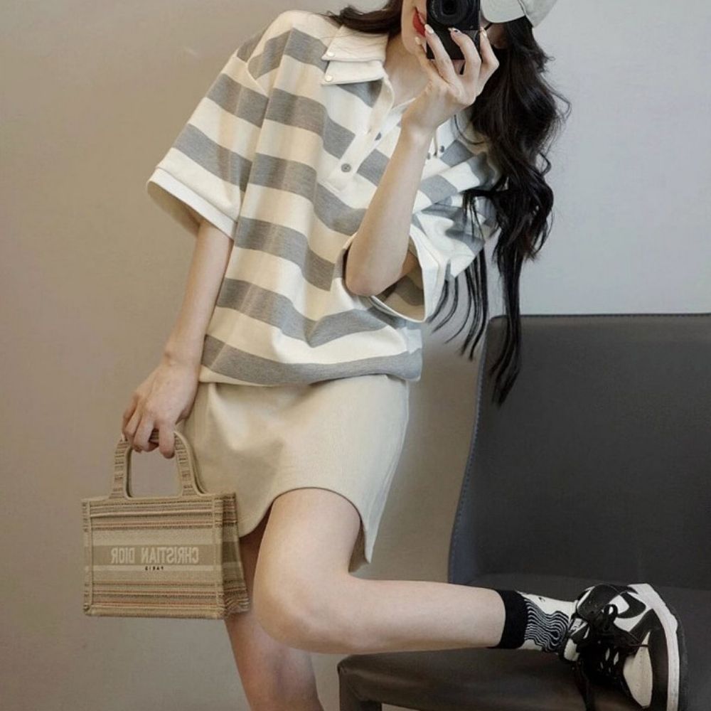 귀여운 데일리 여자 스트라이프 더블 카라 반팔